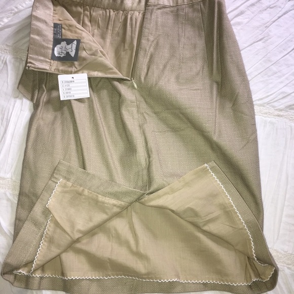 Anthropologie timeless pencil skirt NWT - Picture 3 of 4